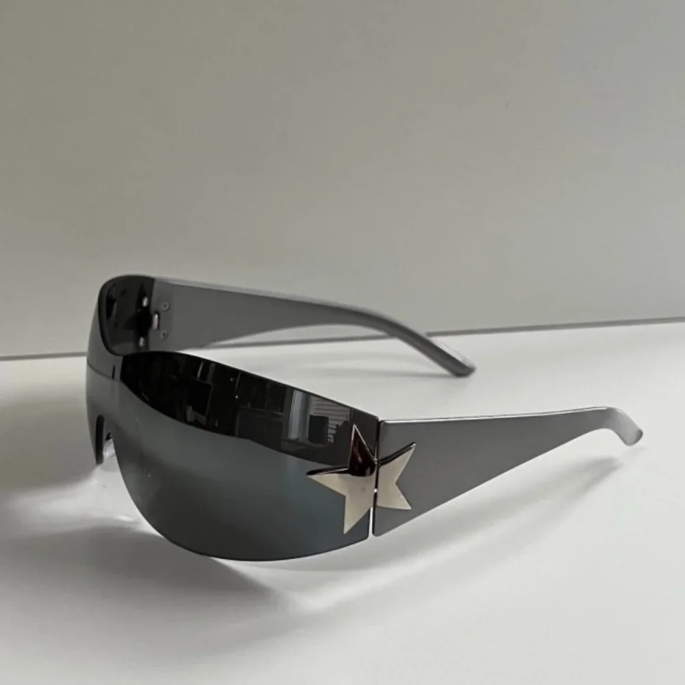 Y2K 2000s vintage style silver gray frameless star women's sunglasses